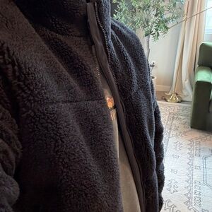 ALO Sherpa Stage Puffer Jacket